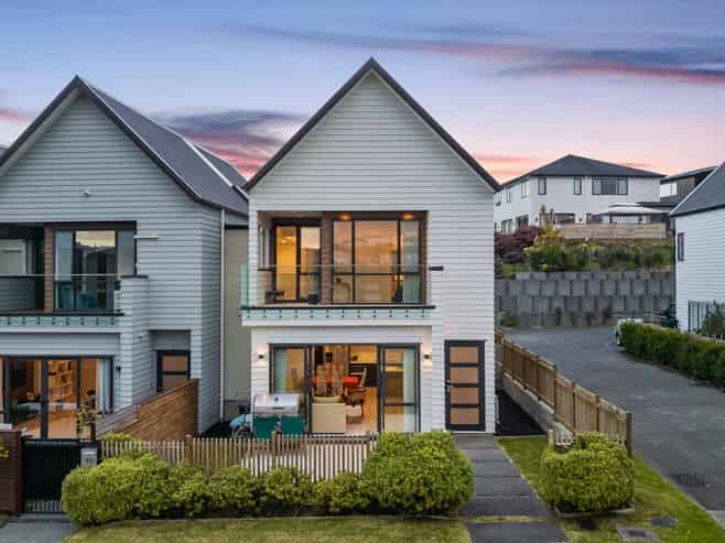 20 Arran Point Parade, Millwater