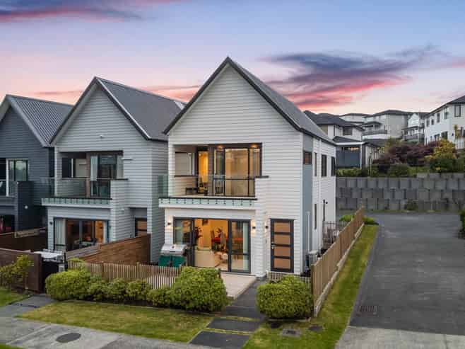 20 Arran Point Parade, Millwater