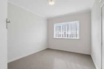 17 Winchester Street, Levin