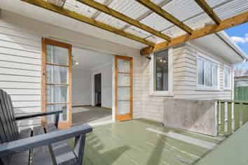 17 Winchester Street, Levin