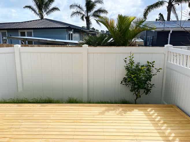 15C Renata Crescent, Te Atatu Peninsula