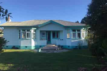 Nelson & Bays - Address withheld