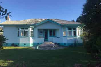 Nelson & Bays - Address withheld