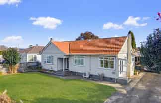 196 King Street, Coastlands