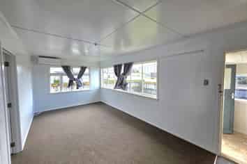 61a Strange Street, Waitara