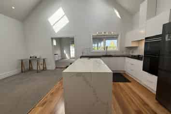 Herne Bay Standalone Character Workspace | 133m2