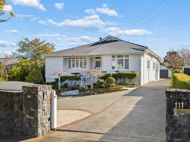 111  St Andrews Road, Epsom