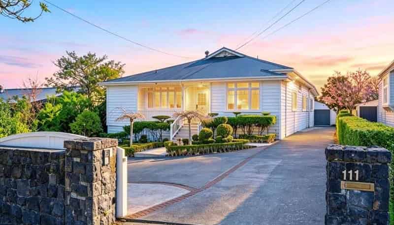 111  St Andrews Road, Epsom