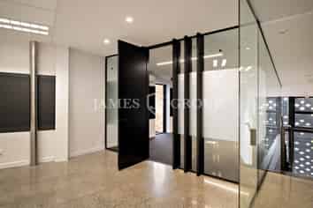 CHARACTER OFFICE IN THE HEART OF PONSONBY