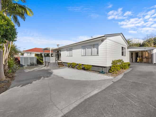 2/36 Miro Street, New Lynn