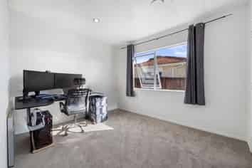 2/36 Miro Street, New Lynn