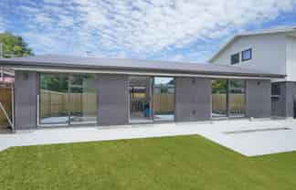 6 Academy Courts, Ilam