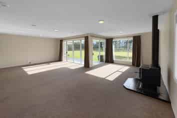 127 Cryers Rd, Southbridge