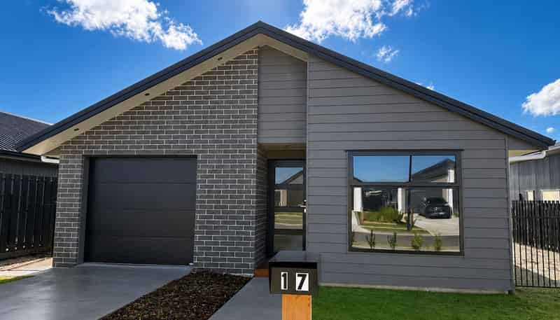 17 Korari Street, TE KAUWHATA