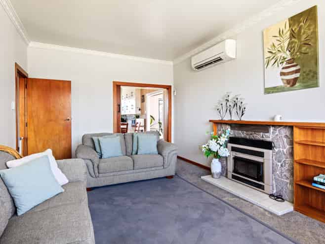 21 Queens Road, Elgin