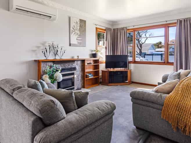 21 Queens Road, Elgin