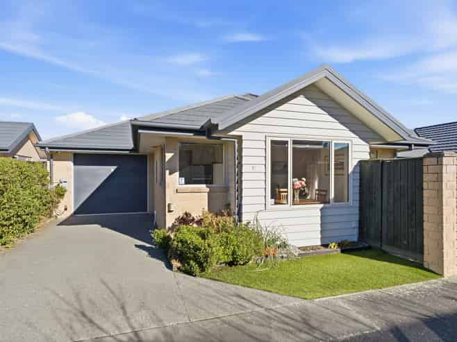 17 Bayliss Close, Northwood