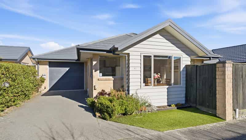 17 Bayliss Close, Northwood