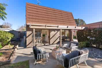 15B Galloway Crescent, Farm Cove