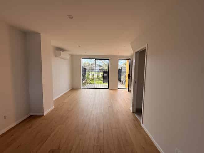 2/1 Scott Road, Papatoetoe