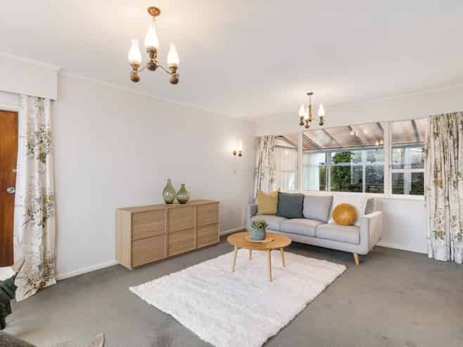 48 Somes Crescent, Newlands