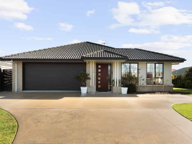 16/46 Sharp Road, Katikati