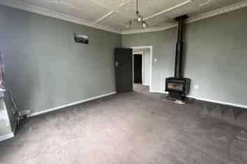 14 Coronation Street, Strathern
