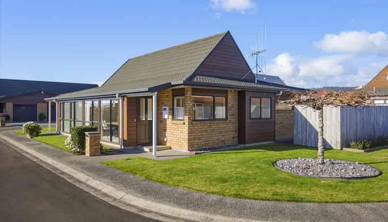 9/9 Fuller Close, Levin