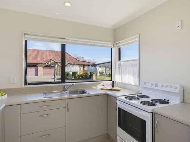 9/9 Fuller Close, Levin