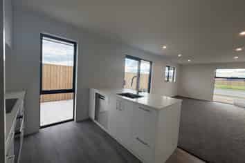 43 Falcons View Road, Rolleston