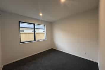 43 Falcons View Road, Rolleston