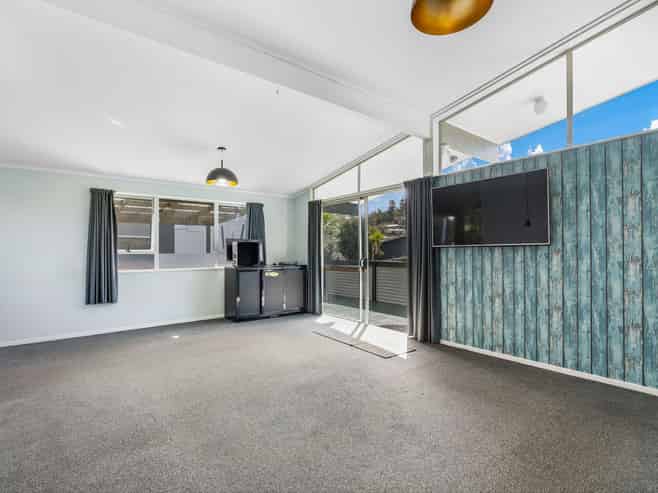 42 Kohe Street, Parahaki