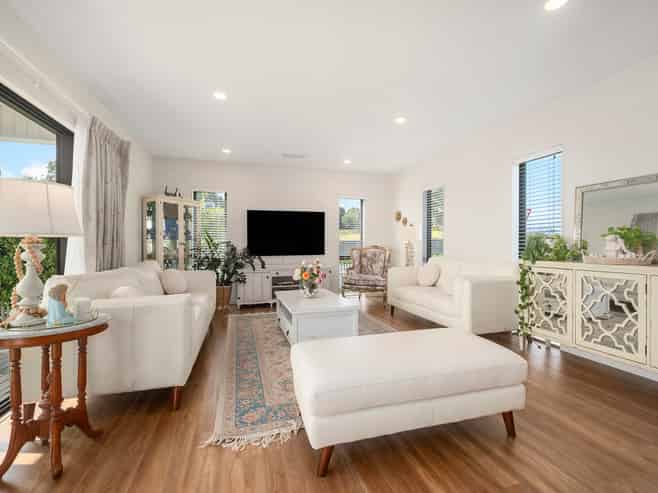 1 Siren Street, Milldale