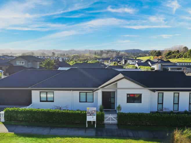 1 Siren Street, Milldale