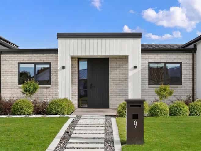 9 Rose Leigh Drive, Cambridge