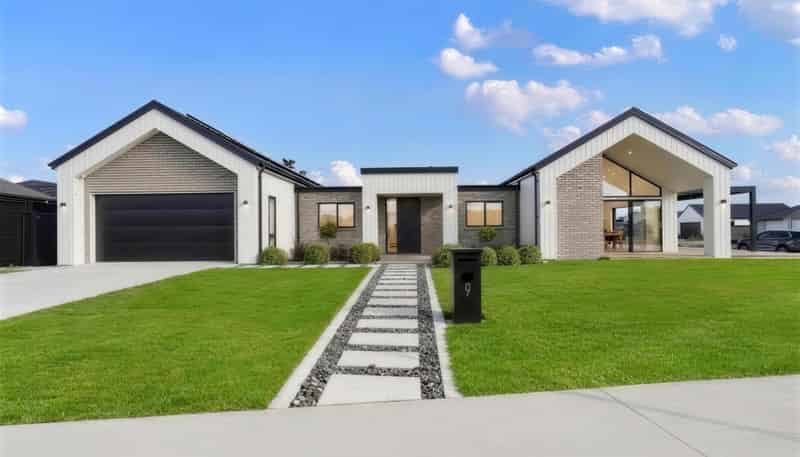 9 Rose Leigh Drive, Cambridge