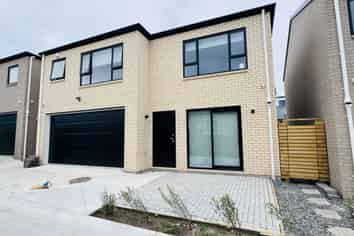 2/14 Richardson Road, Mount Albert