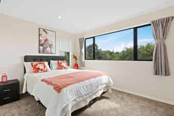 13D Bel Air Drive, Hillsborough