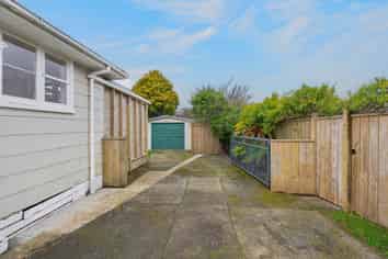 34 Colson Street, Avalon
