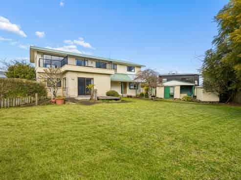 25 Wellesley Road, Mangere Bridge