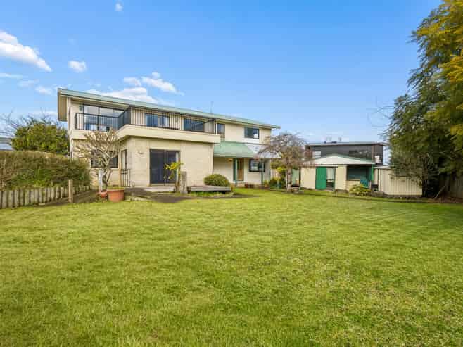 25 Wellesley Road, Mangere Bridge