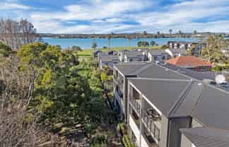 203/5 Tobruk Road, Panmure