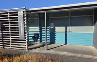 Business Unit for Lease - Prime Location