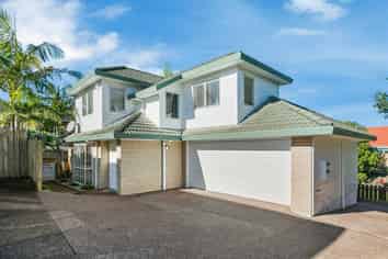 2/16 Belgate Place, Somerville