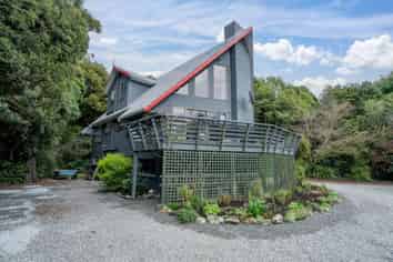 30A Matua Road, Otatara
