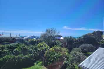 1/157 Molesworth Street, Strandon
