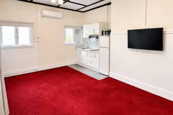Lodge 3/18 Gladstone Road, Parnell