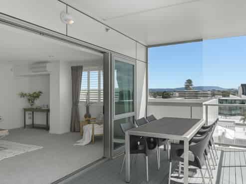902/72 Devonport Road, Tauranga