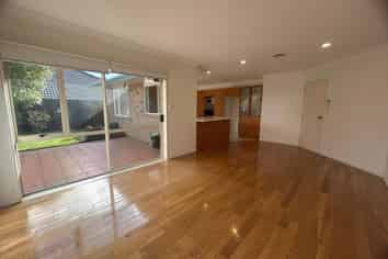3 Tolben Place, Golflands