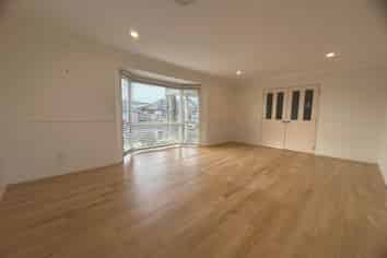 3 Tolben Place, Golflands